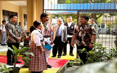 KUNJUNGAN DLH PROVINSI TERKAIT SEKOLAH ADIWIYATA